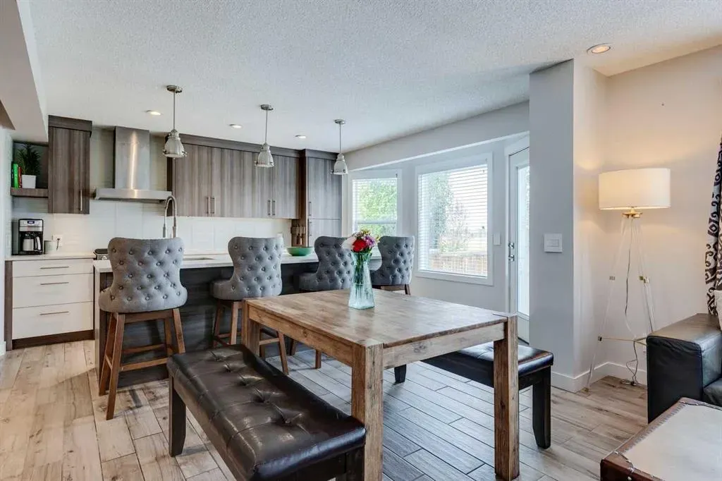 157 Chaparral Court SE