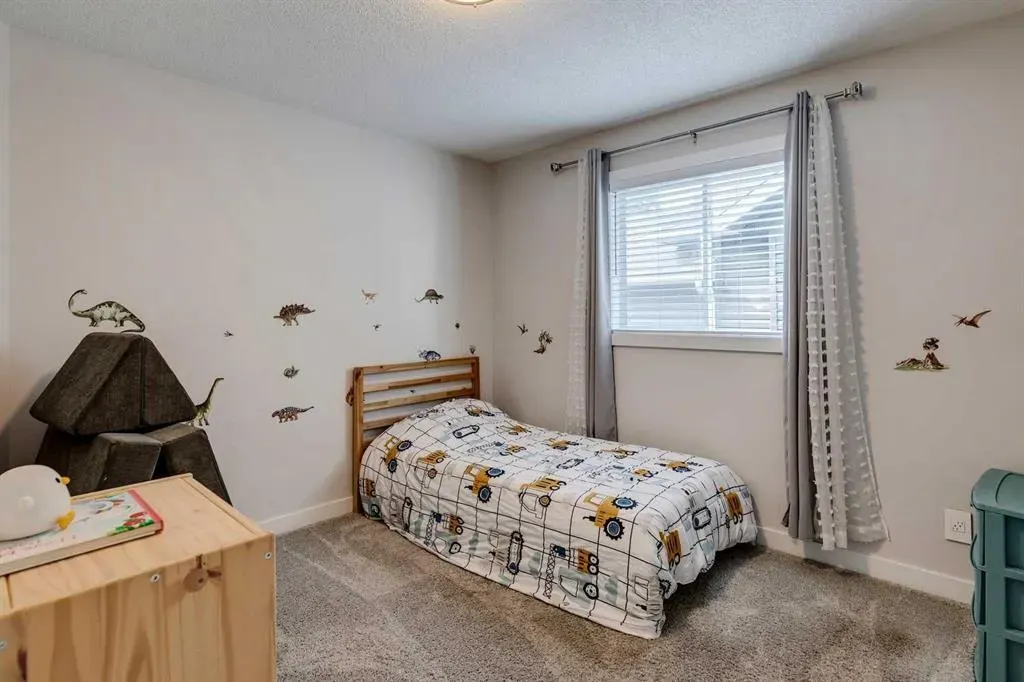 157 Chaparral Court SE