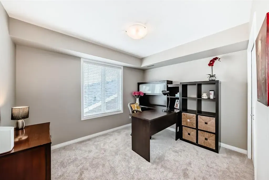 736 57 Avenue SW, #404