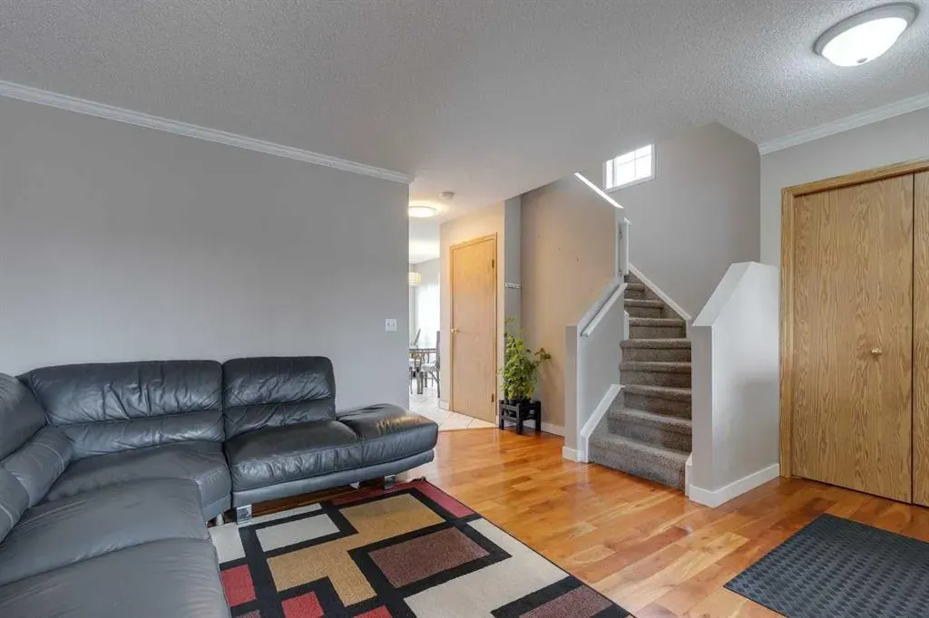 2 Hidden Hills Terrace NW