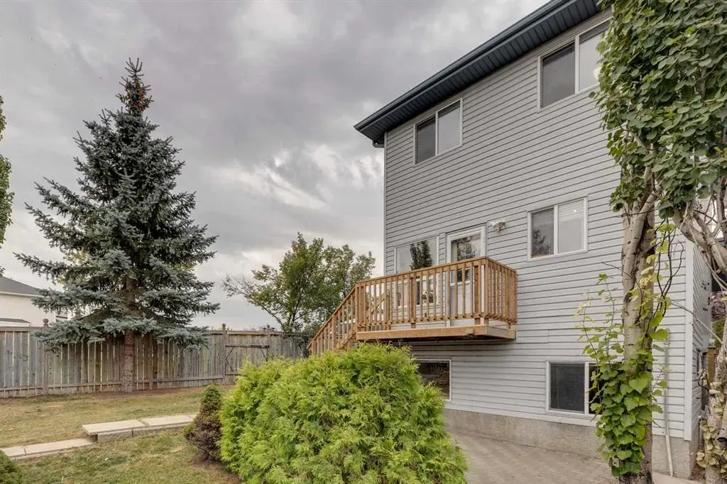 2 Hidden Hills Terrace NW