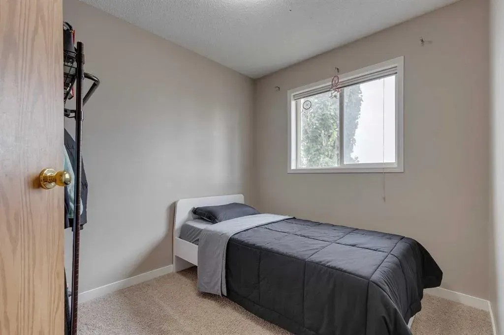 2 Hidden Hills Terrace NW