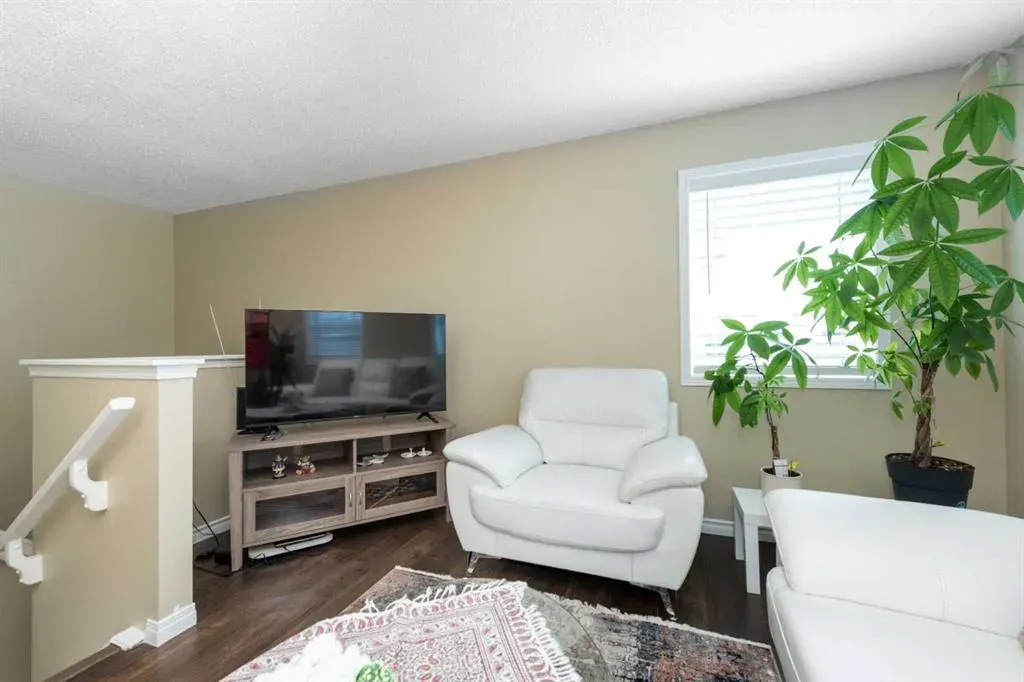 14 Cranfield Crescent SE