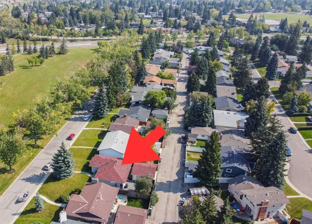 64 Lake Emerald Road SE