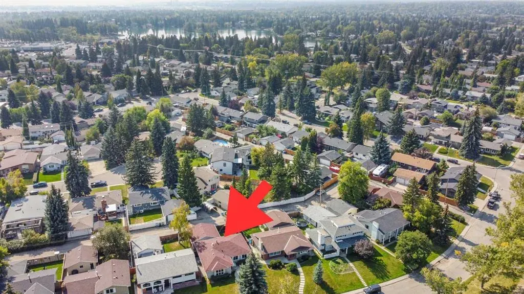64 Lake Emerald Road SE