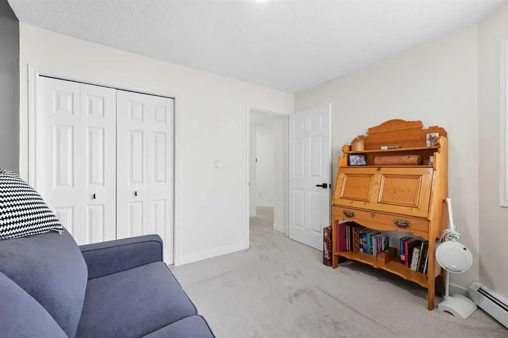 7451 Springbank Boulevard SW, #1211