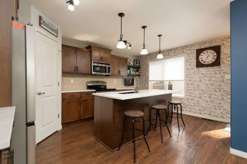 78 Keystone Terrace W