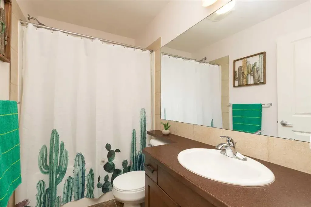 78 Keystone Terrace W