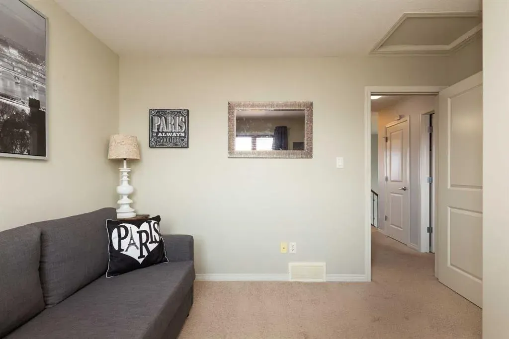 78 Keystone Terrace W