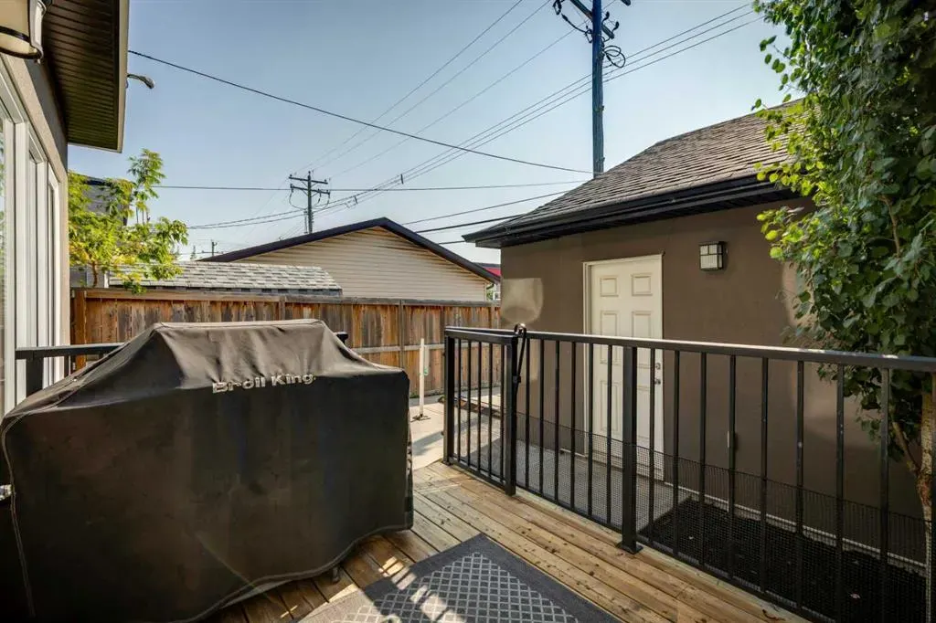 4613 17 Avenue NW, #2