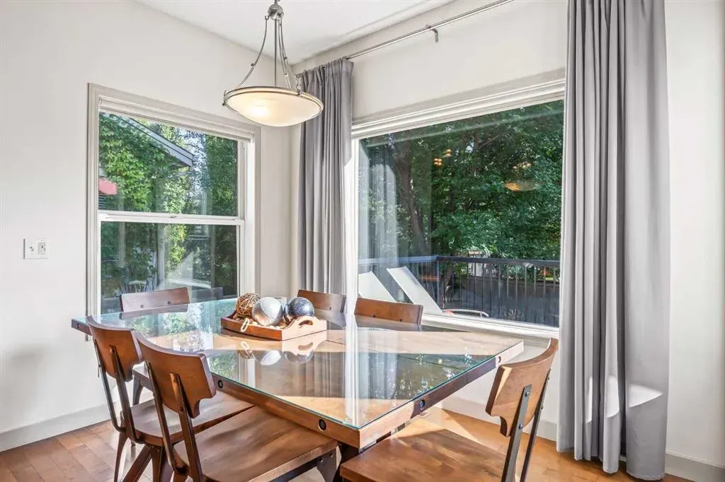 974 Tuscany Drive NW