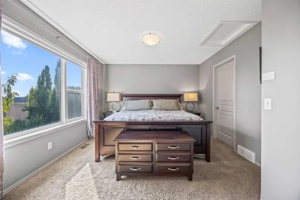 974 Tuscany Drive NW