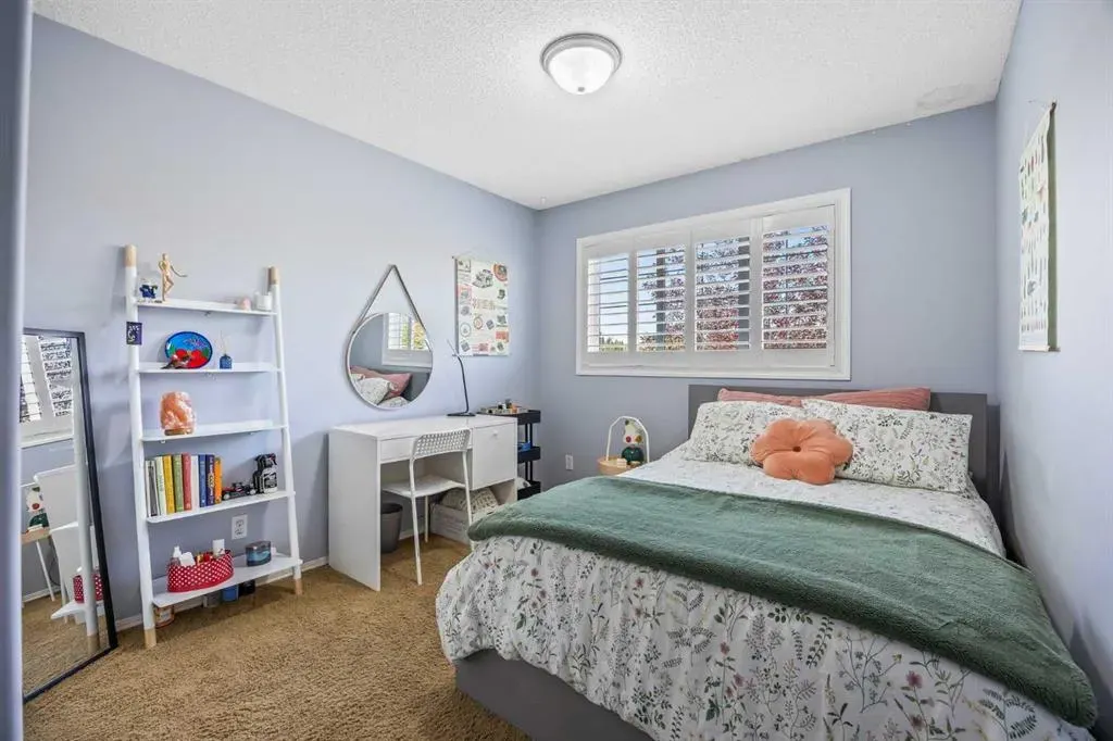 974 Tuscany Drive NW