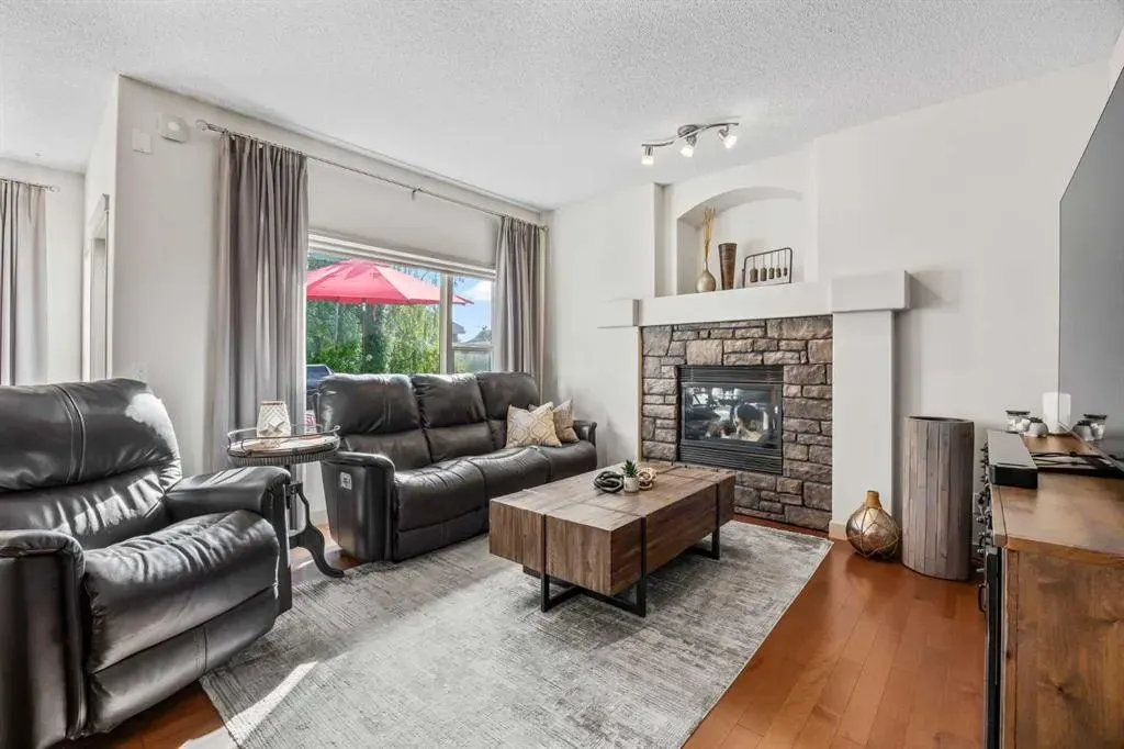 974 Tuscany Drive NW