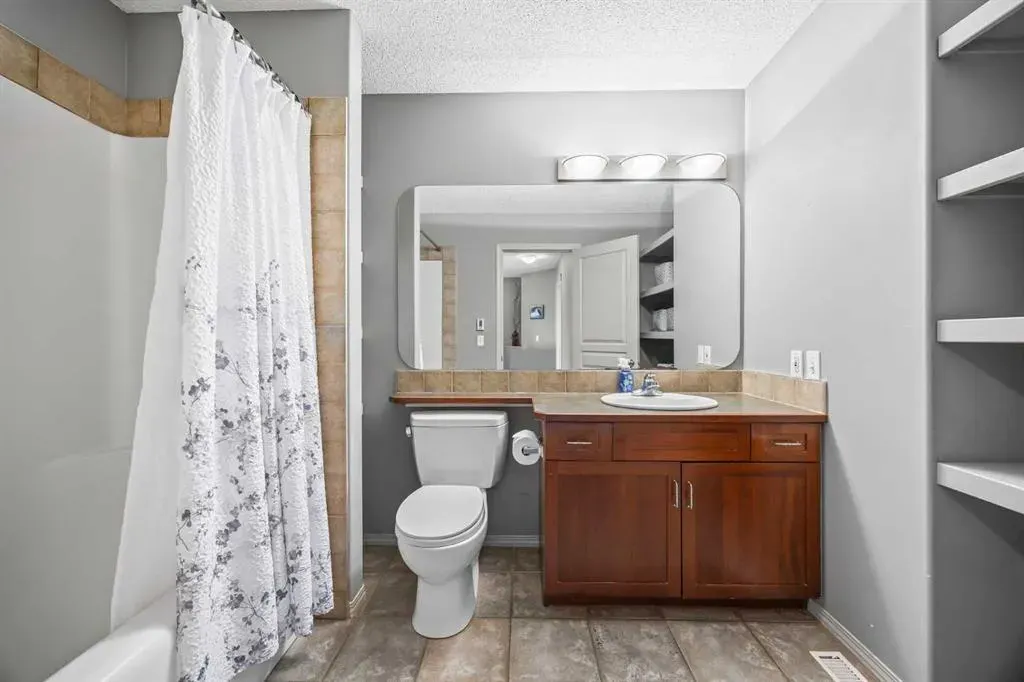 974 Tuscany Drive NW