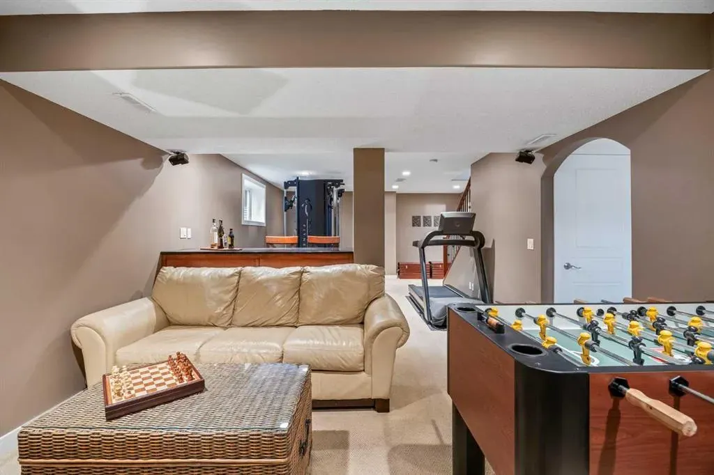 974 Tuscany Drive NW