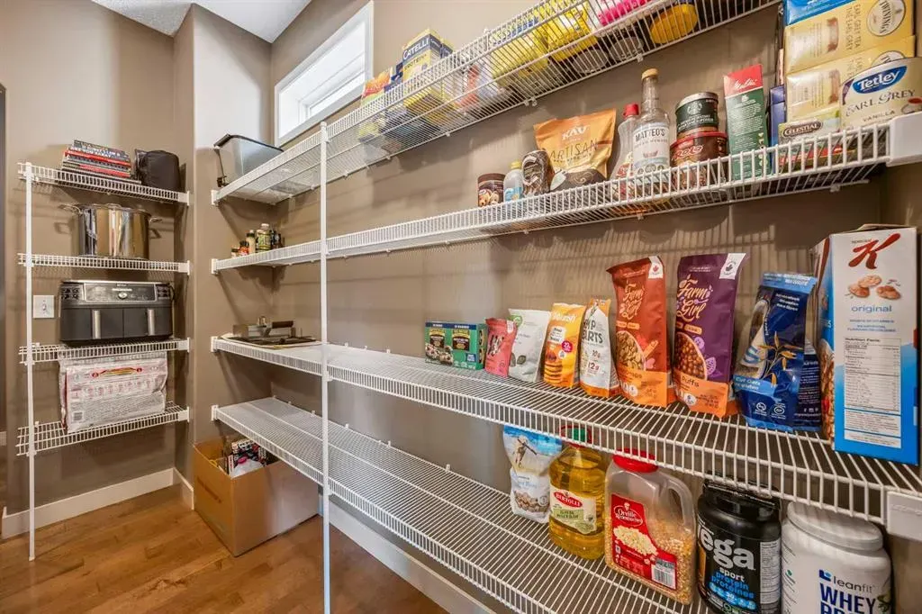 974 Tuscany Drive NW