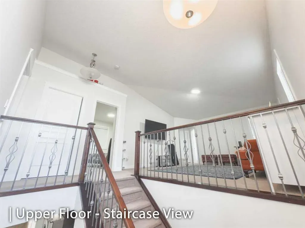 59 Redstone Park NE