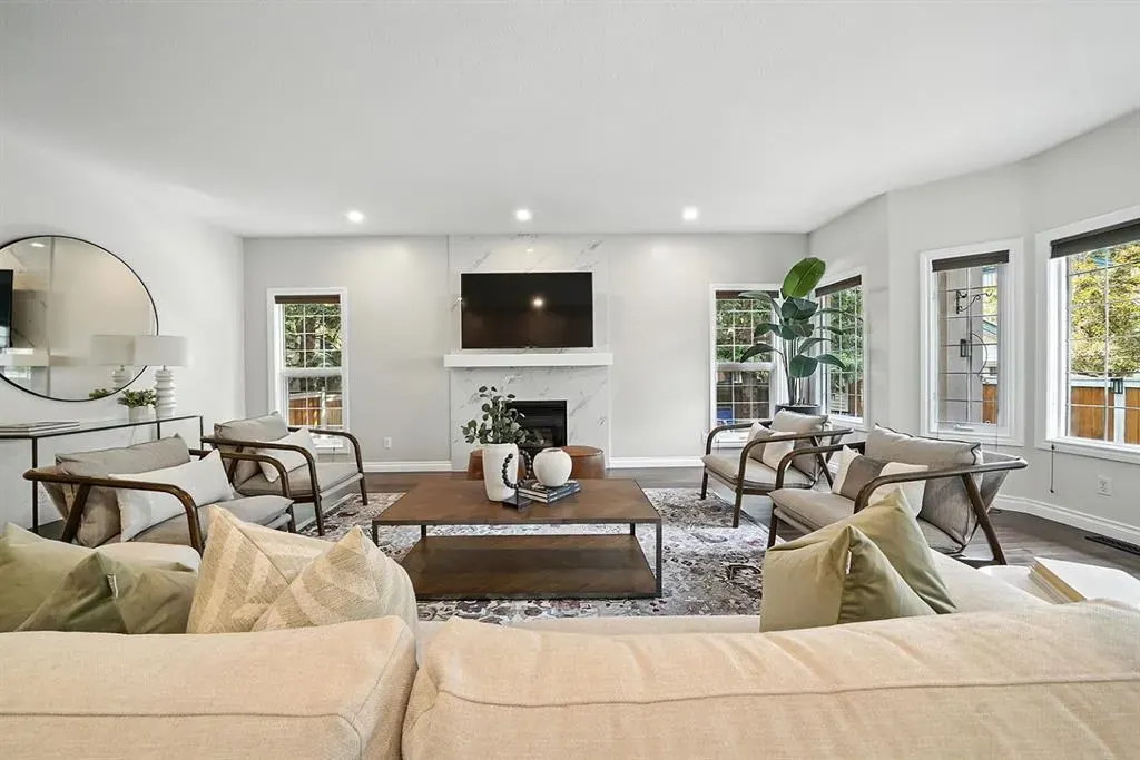 8 Varsity Estates Gardens NW