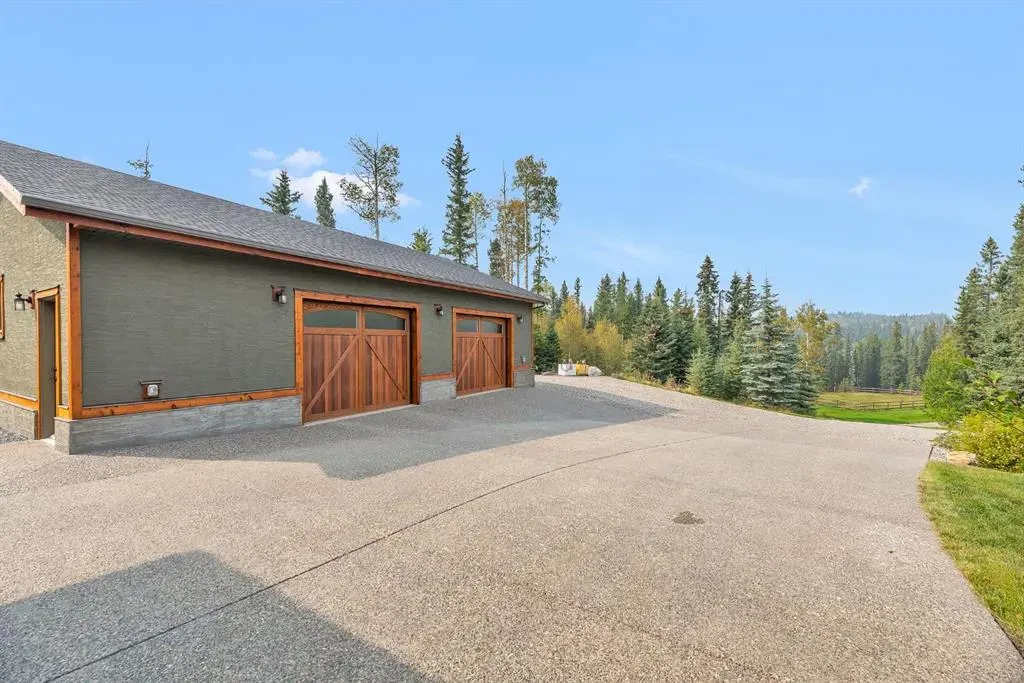 64134 Township Rd 265 West Road