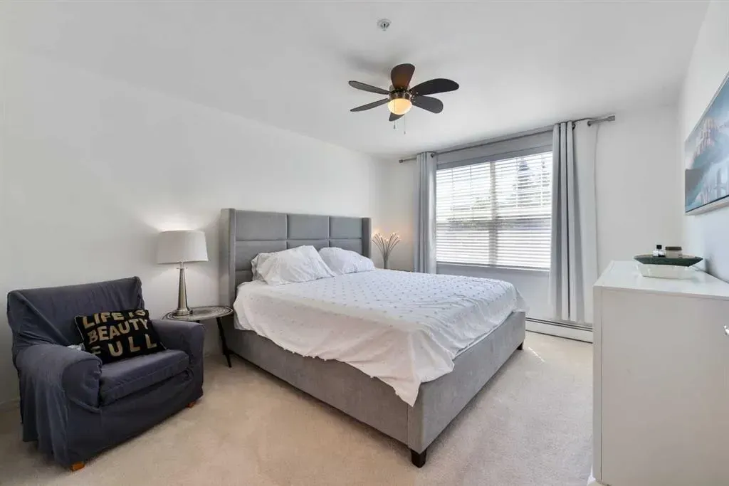 2212 34 Avenue SW, #103