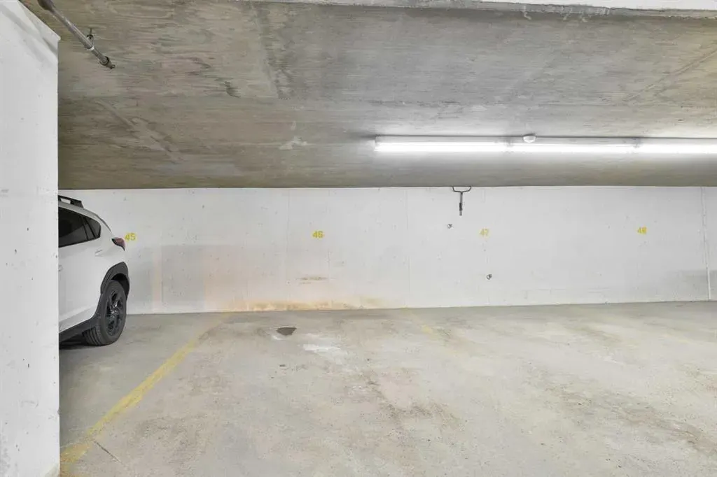 2212 34 Avenue SW, #103