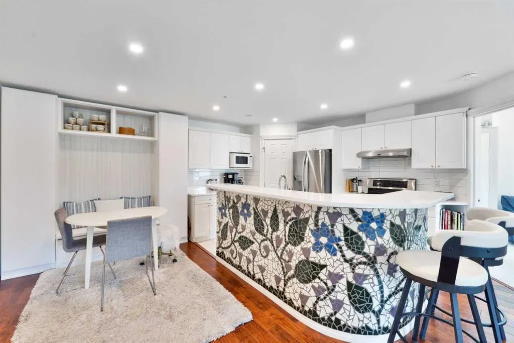 2212 34 Avenue SW, #103