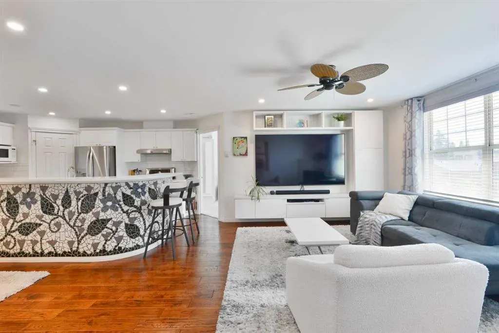 2212 34 Avenue SW, #103