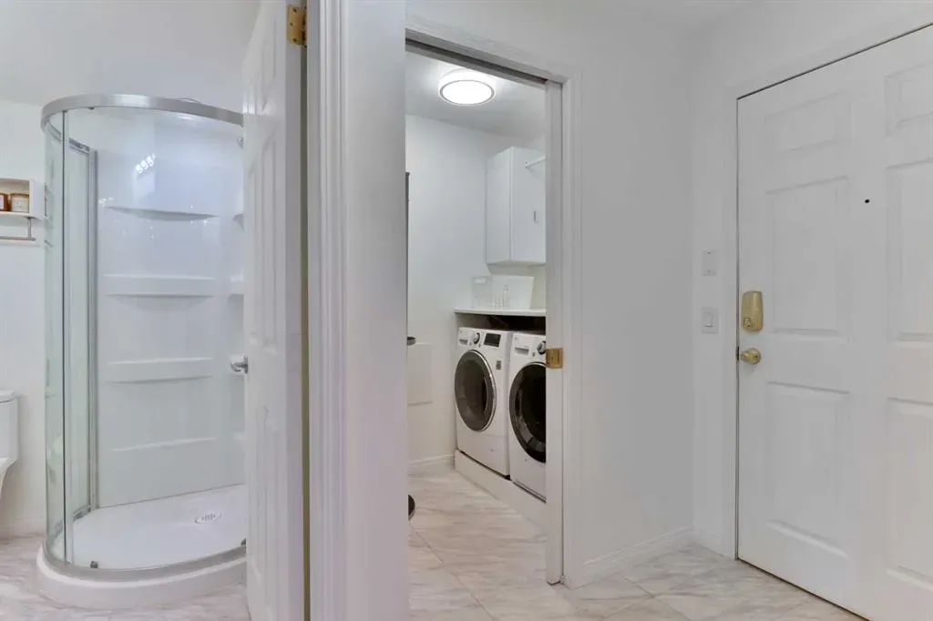 2212 34 Avenue SW, #103