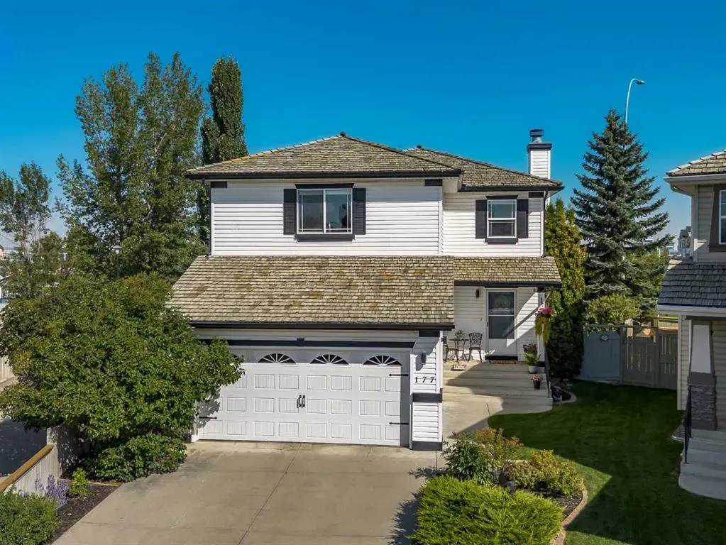 177 Douglas Glen Manor SE