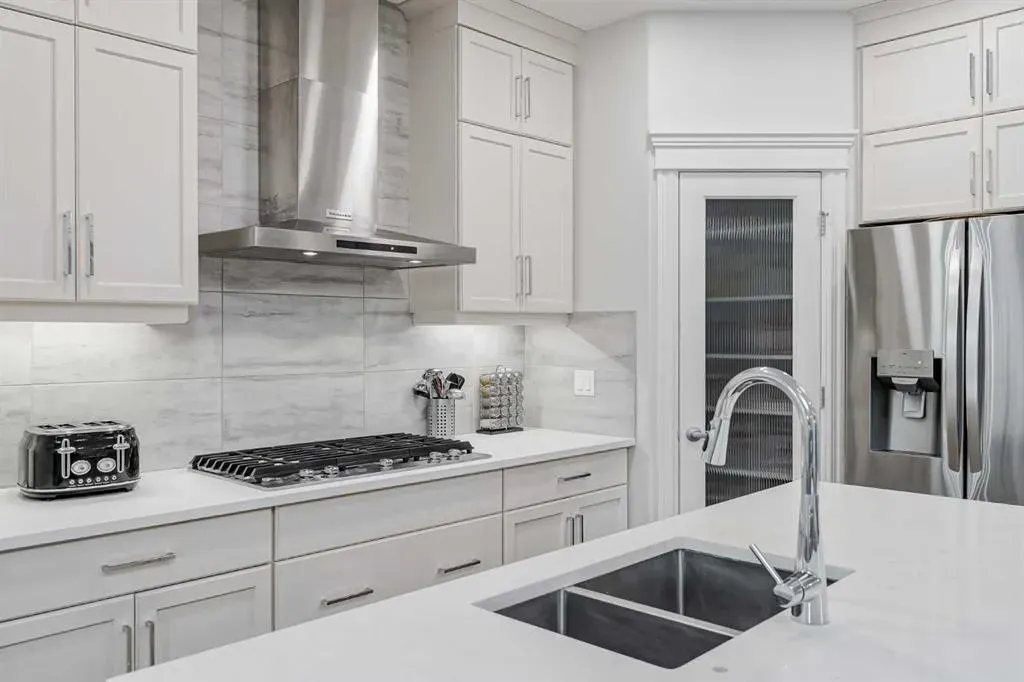 310 Mahogany Manor SE