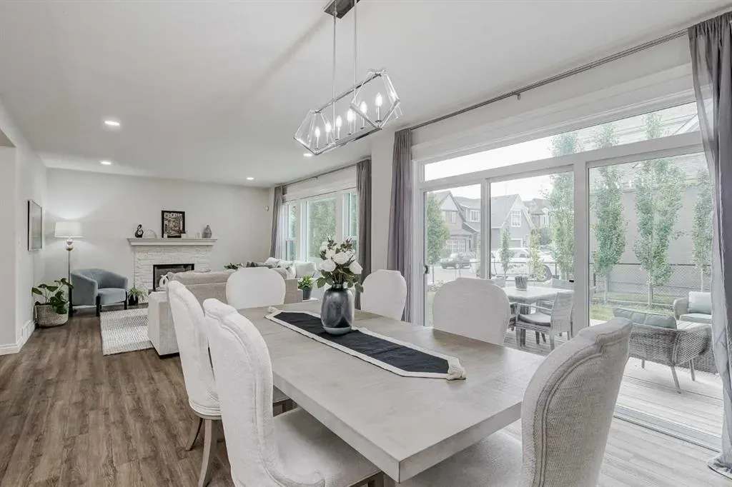 310 Mahogany Manor SE