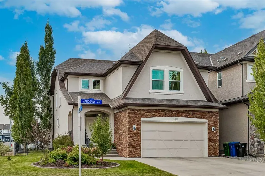 310 Mahogany Manor SE