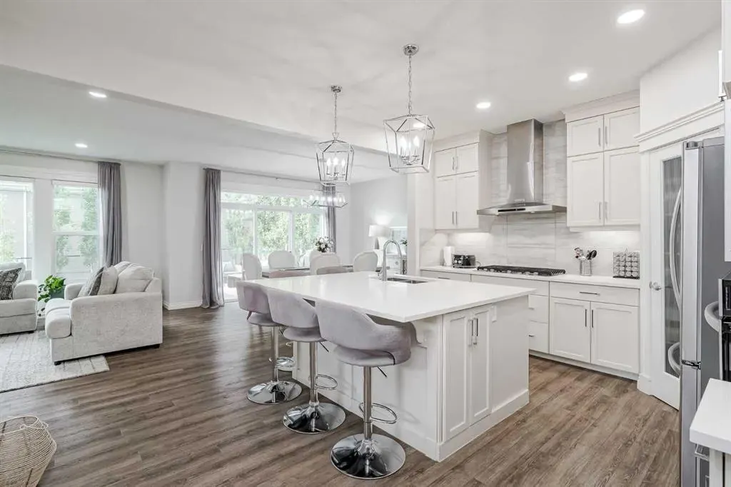310 Mahogany Manor SE
