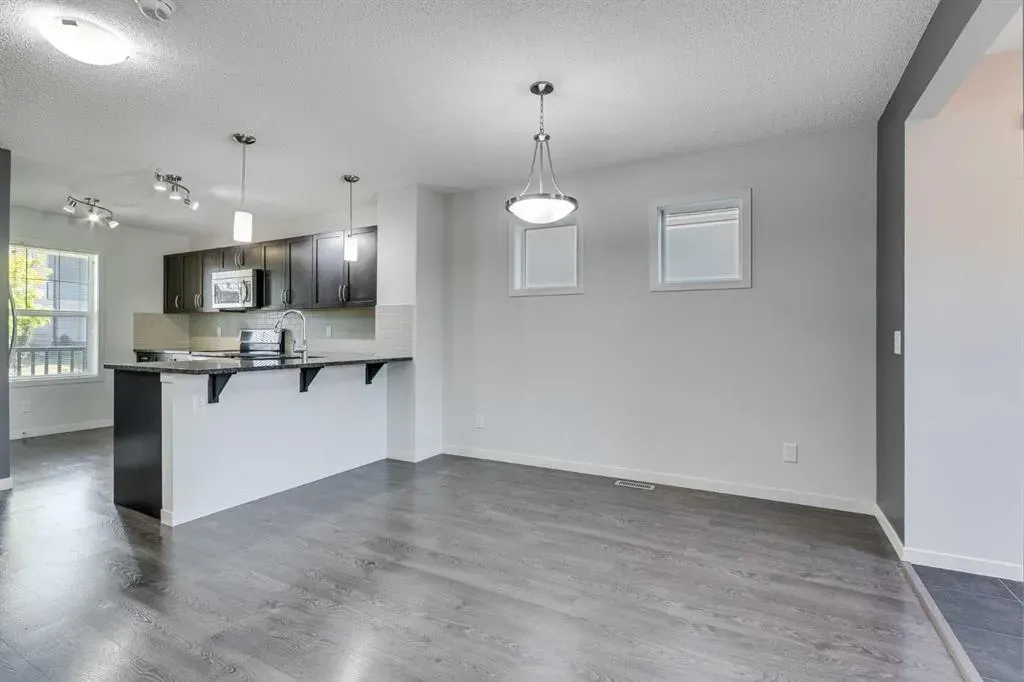 116 Copperpond Parade SE