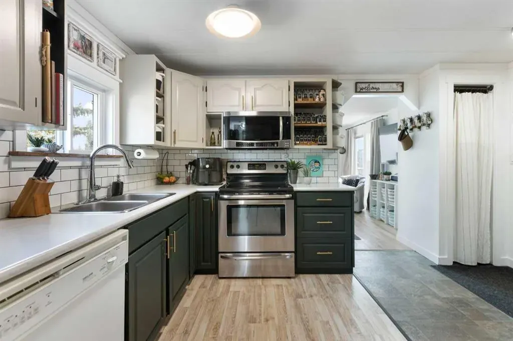 68 Spring Haven Road SE