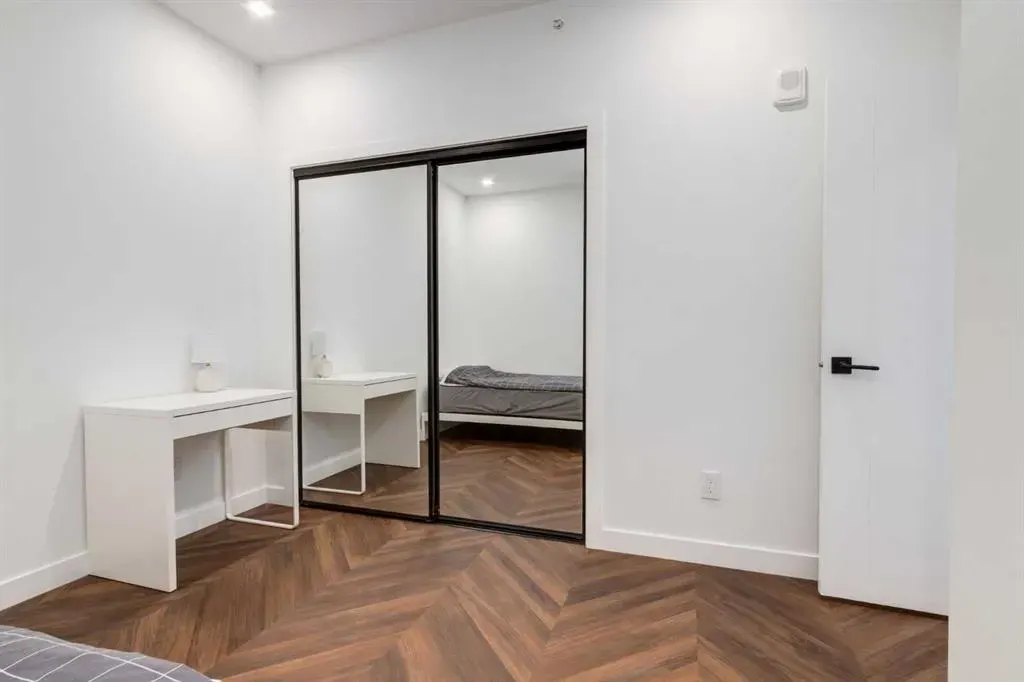 8505 Broadcast Avenue SW, #215