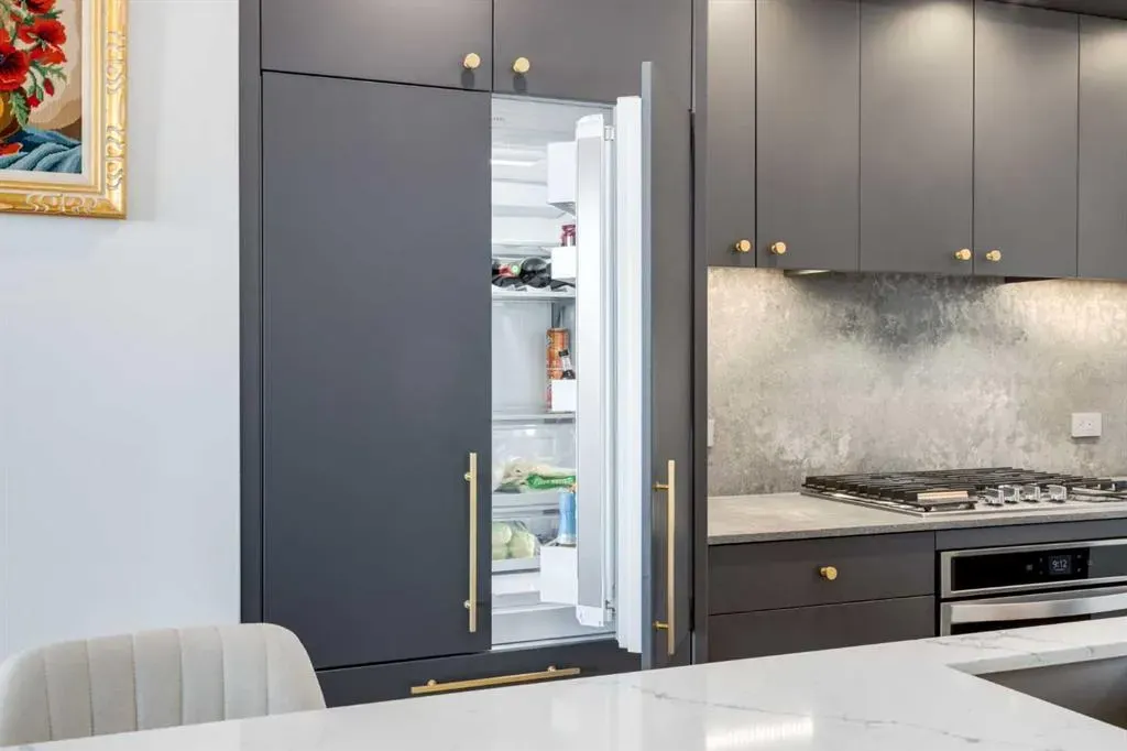 8505 Broadcast Avenue SW, #215