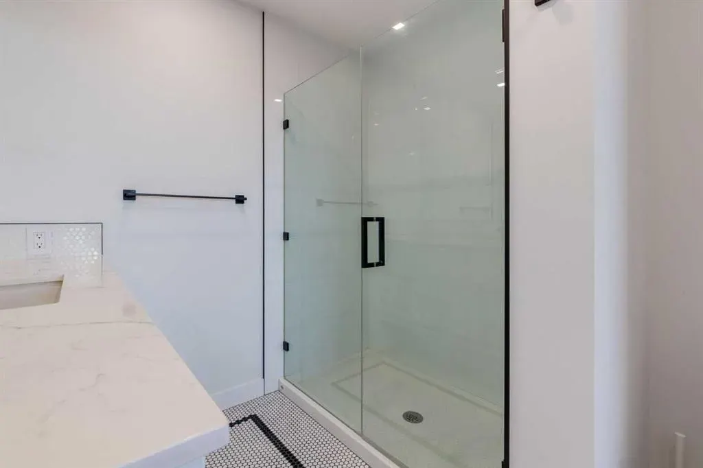 8505 Broadcast Avenue SW, #215