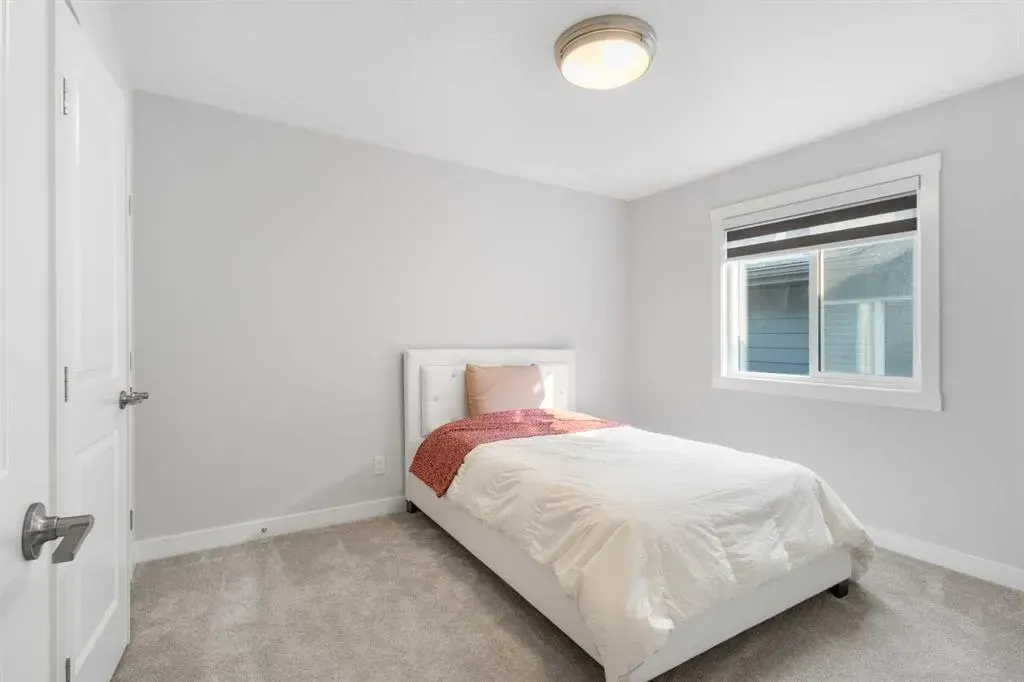 246 West Grove Point SW