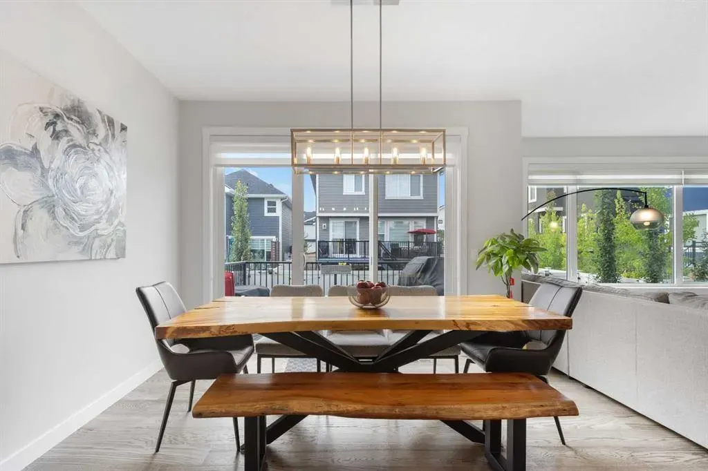 246 West Grove Point SW