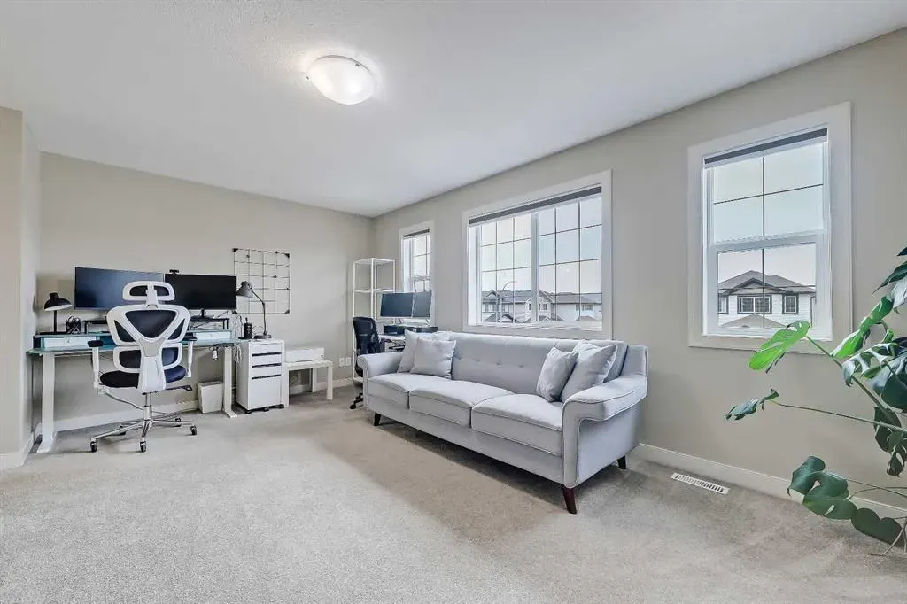 58 Everwoods Link SW