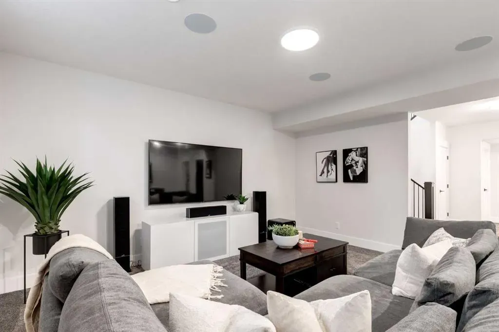 131 Aspen Summit Boulevard SW