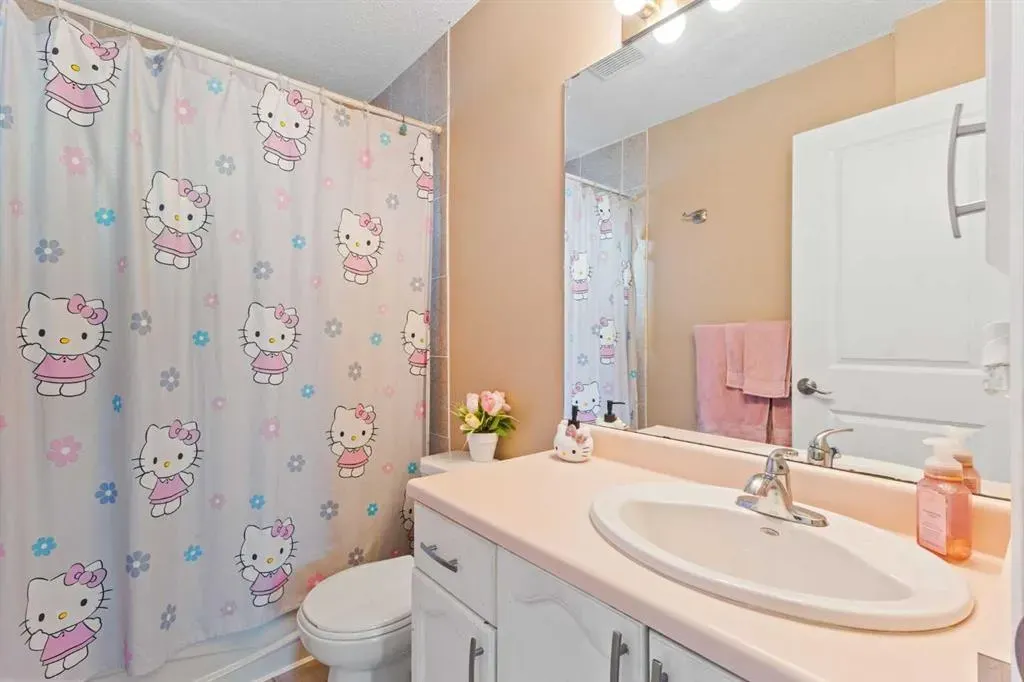 933 Applewood Drive SE