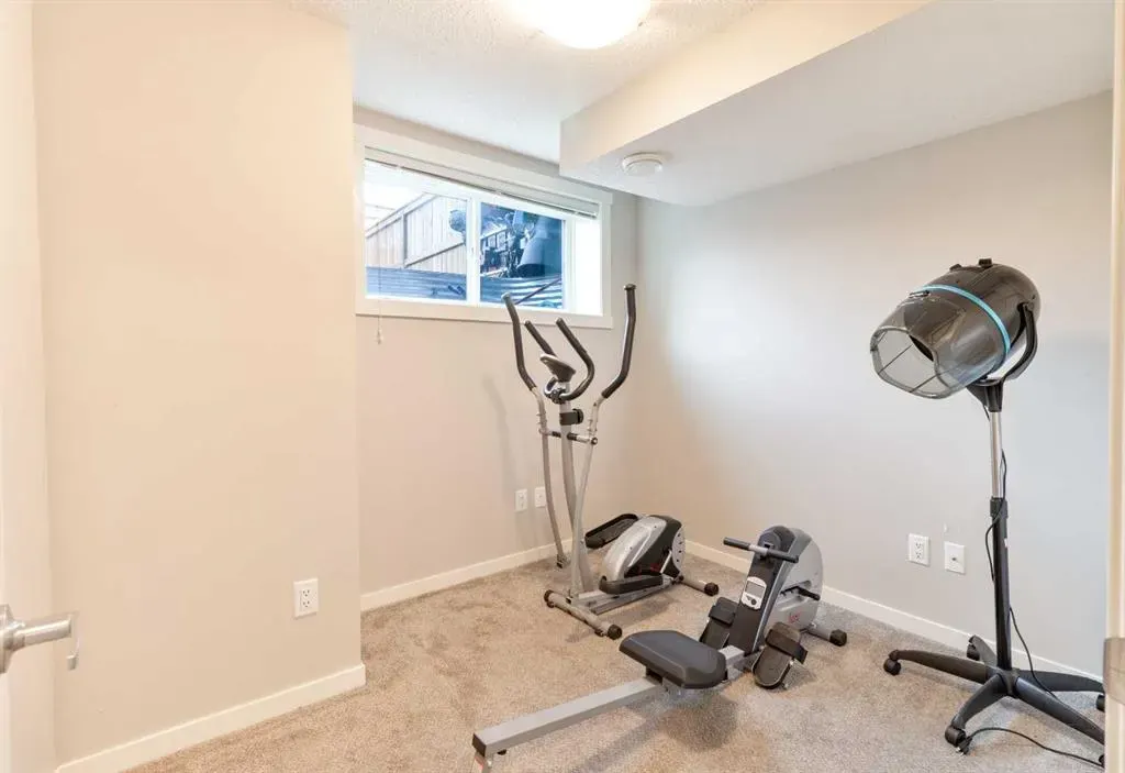 7451 Falconridge Boulevard NE, #1016
