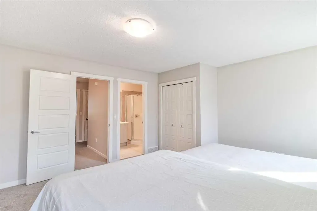 7451 Falconridge Boulevard NE, #1016