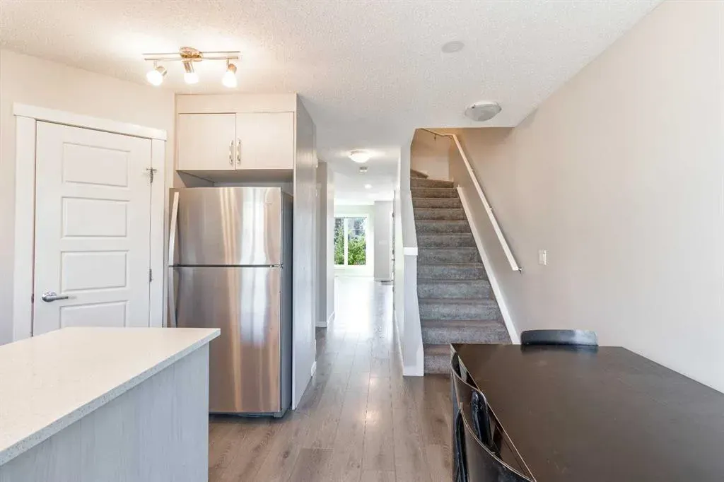7451 Falconridge Boulevard NE, #1016