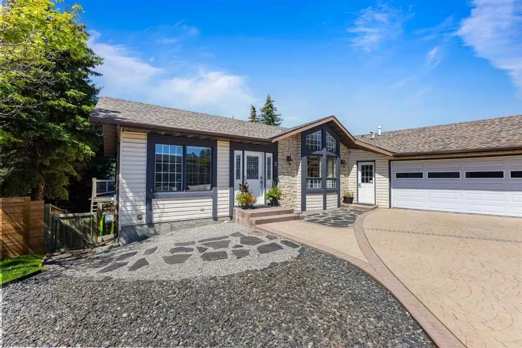 2 Riverside Place