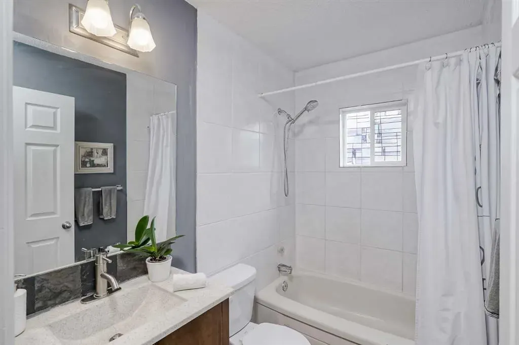 5 Shawinigan Rise SW