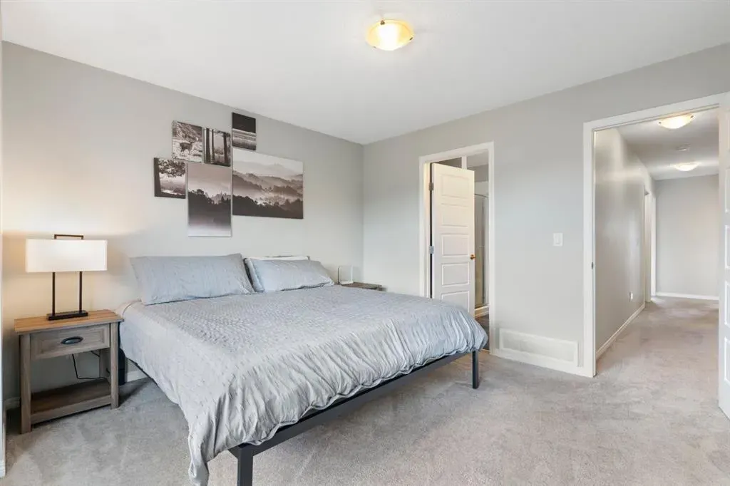 280 Williamstown Close NW, #1901